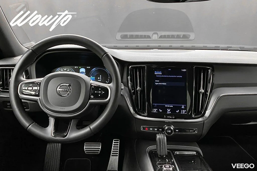 Volvo V60 Recharge T6 AWD 341HK R-Design /B-Kamera /Moms 251kW