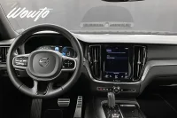 Volvo V60 Recharge T6 AWD 341HK R-Design /B-Kamera /Moms 251kW thumbnail