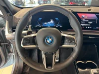 BMW iX2 xDrive30 M Sport D/A Plus Rattvärme Drag Tonade rutor 225kW