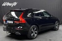 Volvo XC60 B4 AWD 197HK R-Design /Drag /Värmare /H/K 145kW thumbnail