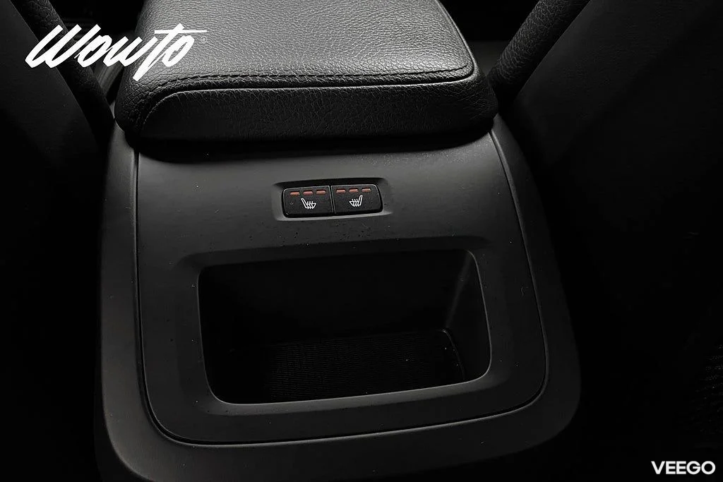 Volvo XC60 B4 AWD 197HK R-Design /Drag /Värmare /H/K 145kW
