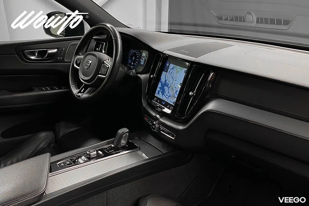 Volvo XC60 B4 AWD 197HK R-Design /Drag /Värmare /H/K 145kW