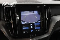 Volvo XC60 B4 AWD 197HK R-Design /Drag /Värmare /H/K 145kW thumbnail