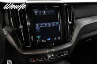 Volvo XC60 B4 AWD 197HK R-Design /Drag /Värmare /H/K 145kW thumbnail