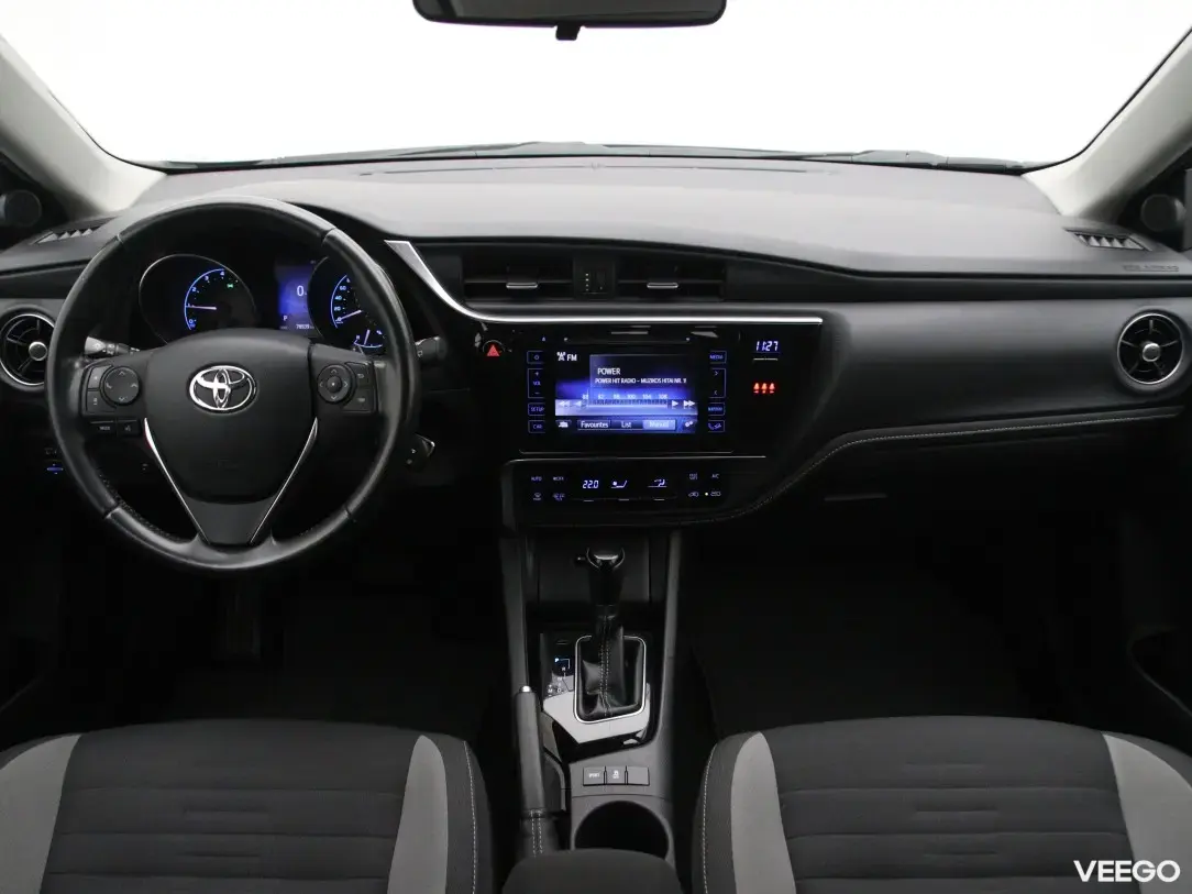 Toyota Auris 1.6 97kW