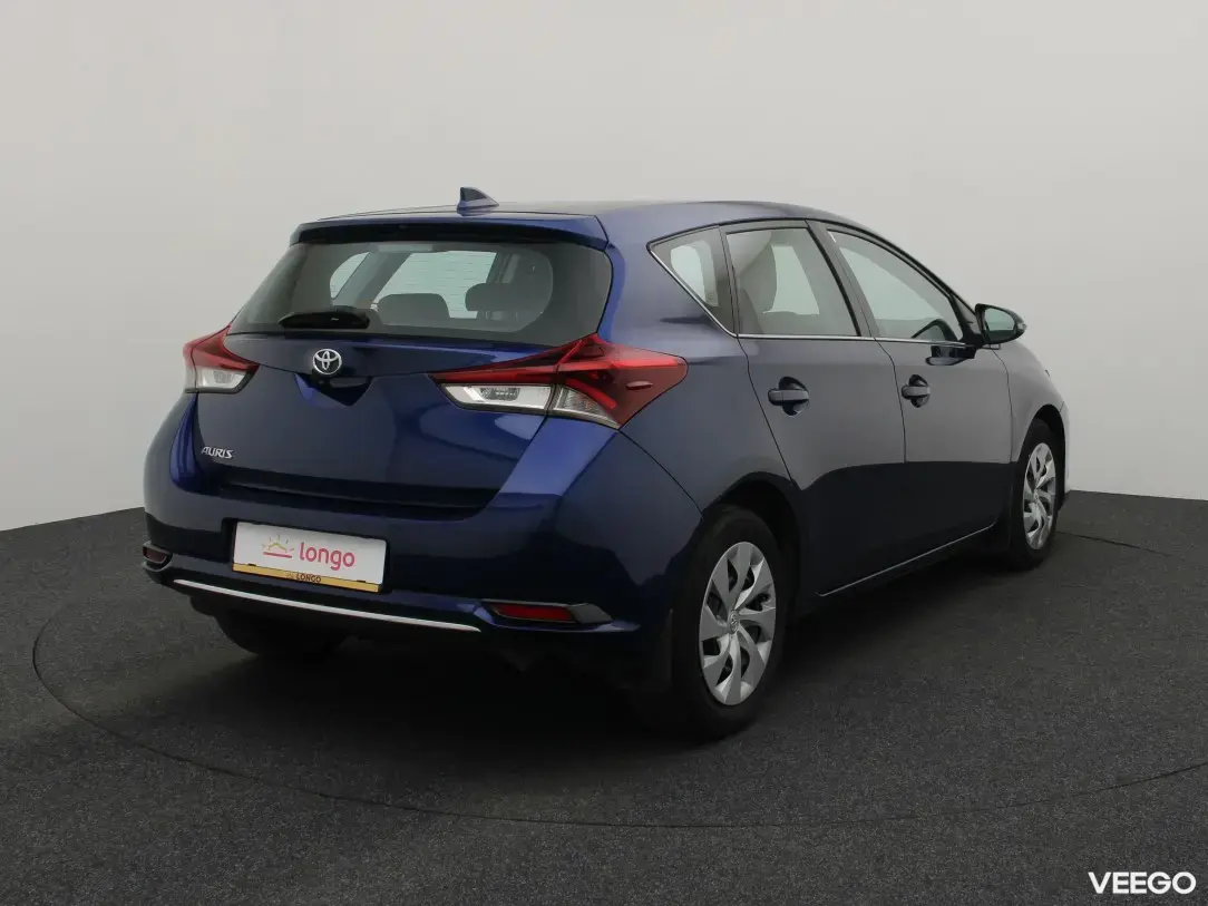 Toyota Auris 1.6 97kW
