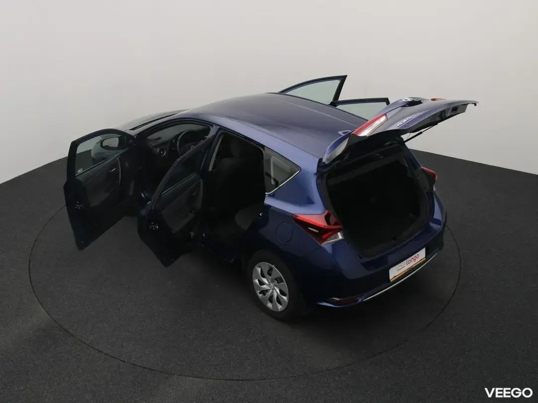 Toyota Auris 1.6 97kW