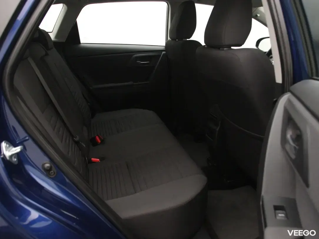 Toyota Auris 1.6 97kW