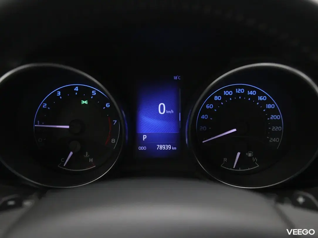 Toyota Auris 1.6 97kW