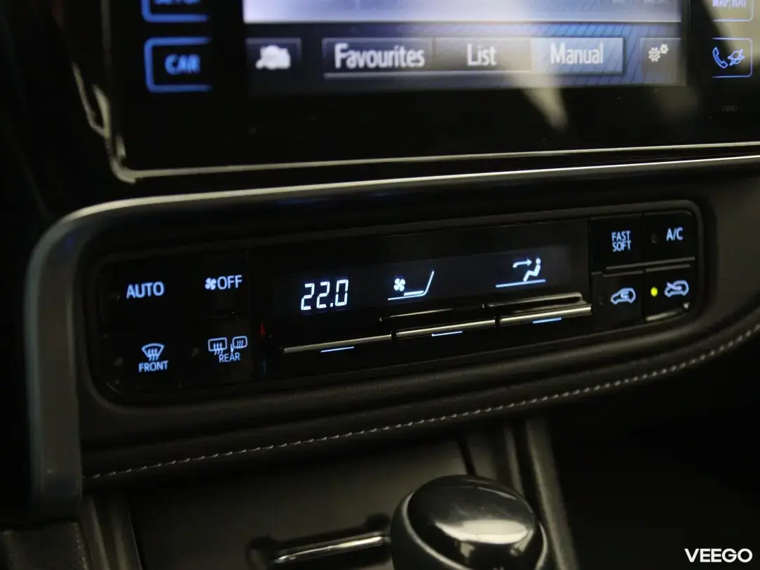 Toyota Auris 1.6 97kW