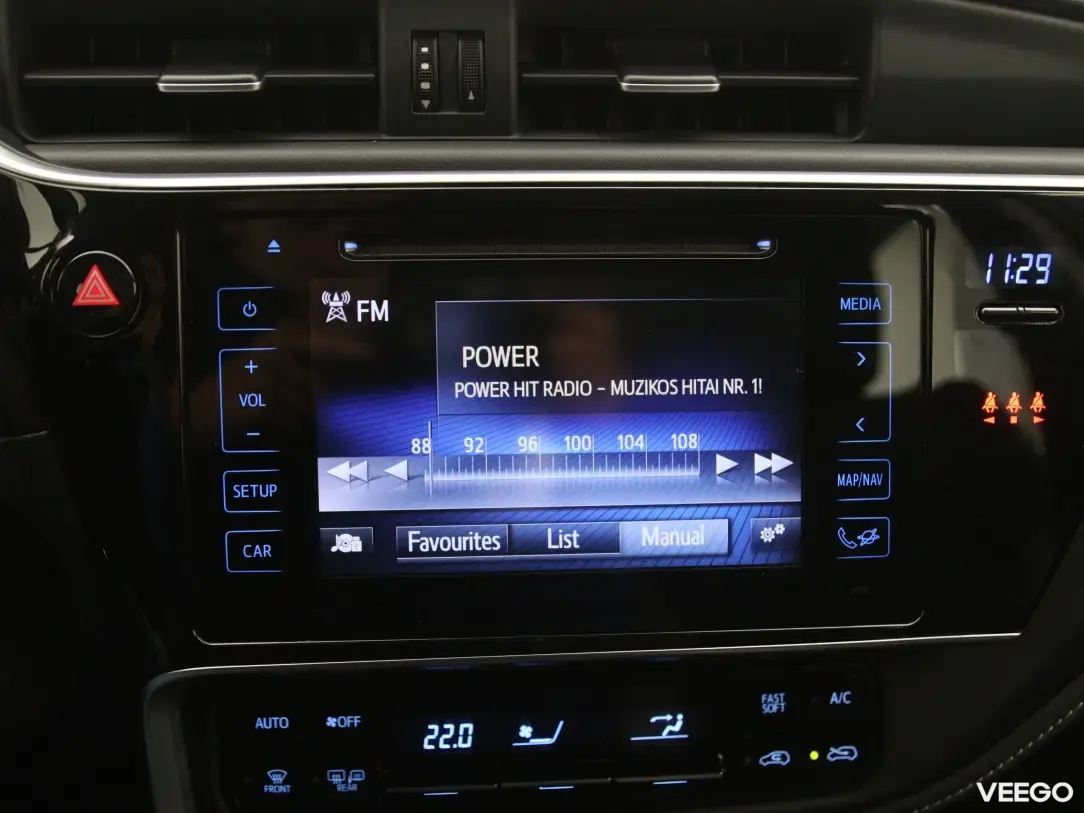 Toyota Auris 1.6 97kW