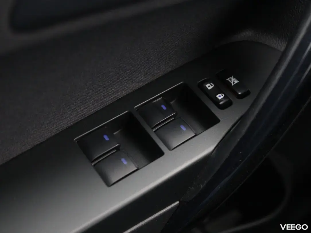 Toyota Auris 1.6 97kW