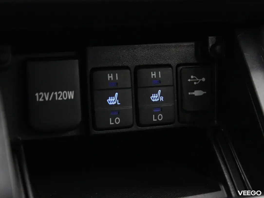 Toyota Auris 1.6 97kW