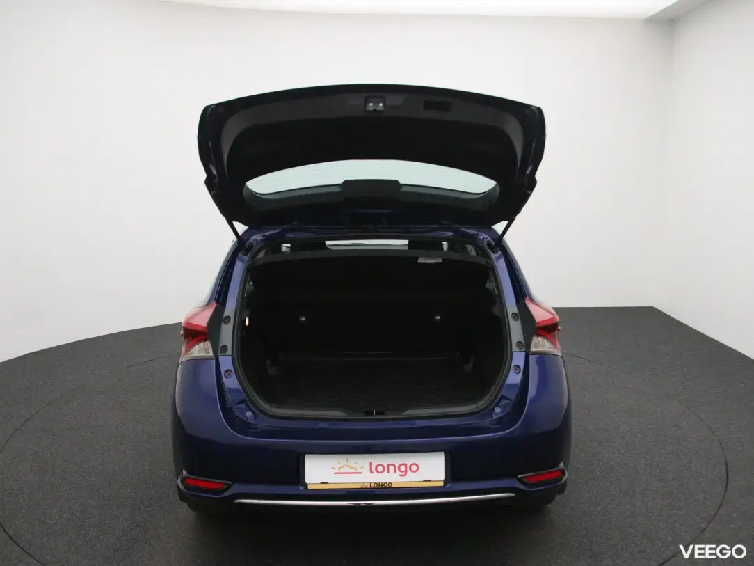 Toyota Auris 1.6 97kW