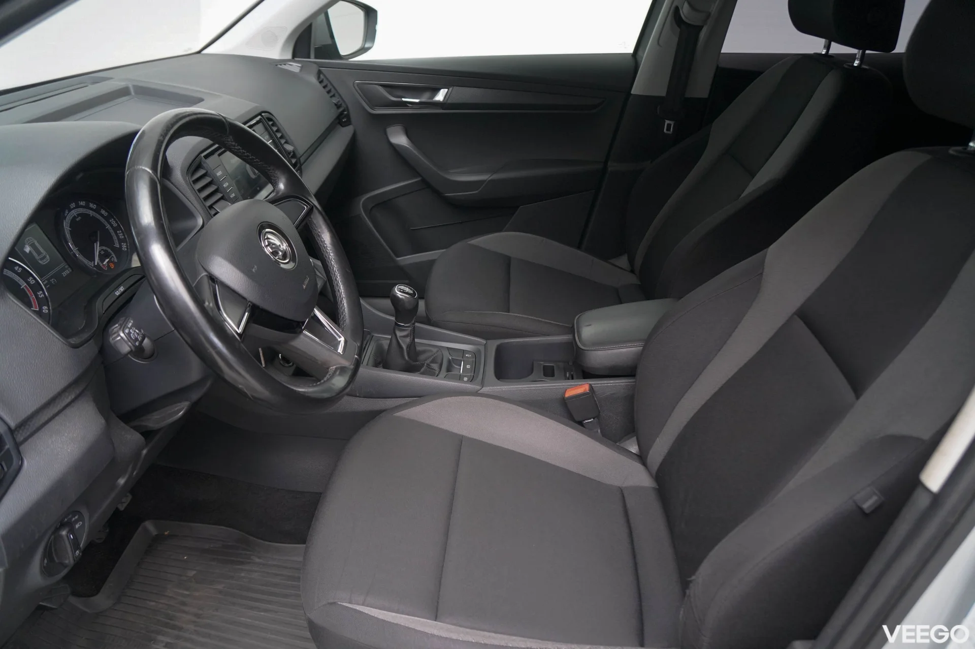 Skoda Karoq Active Plus 1.6 85kW