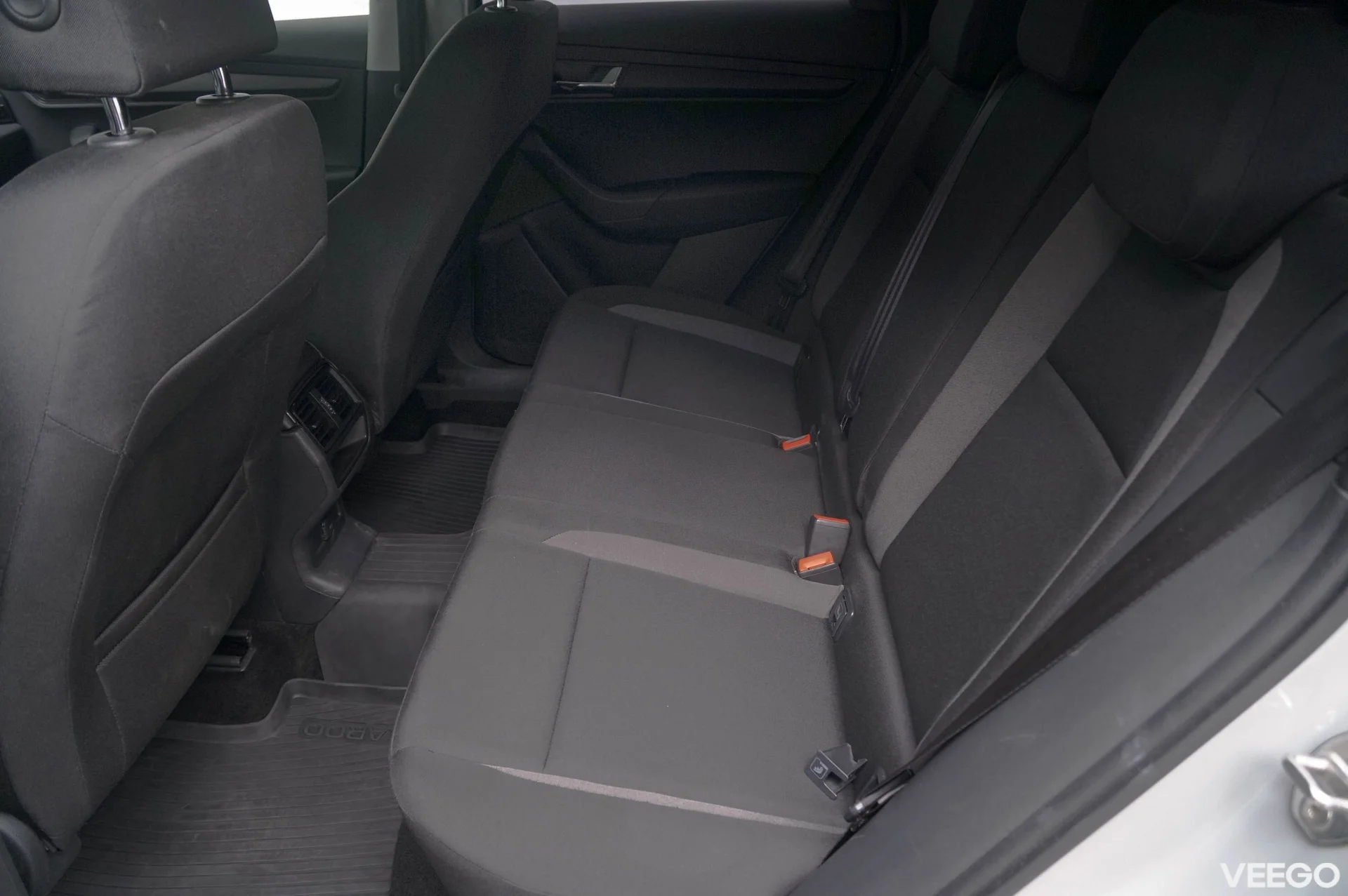 Skoda Karoq Active Plus 1.6 85kW
