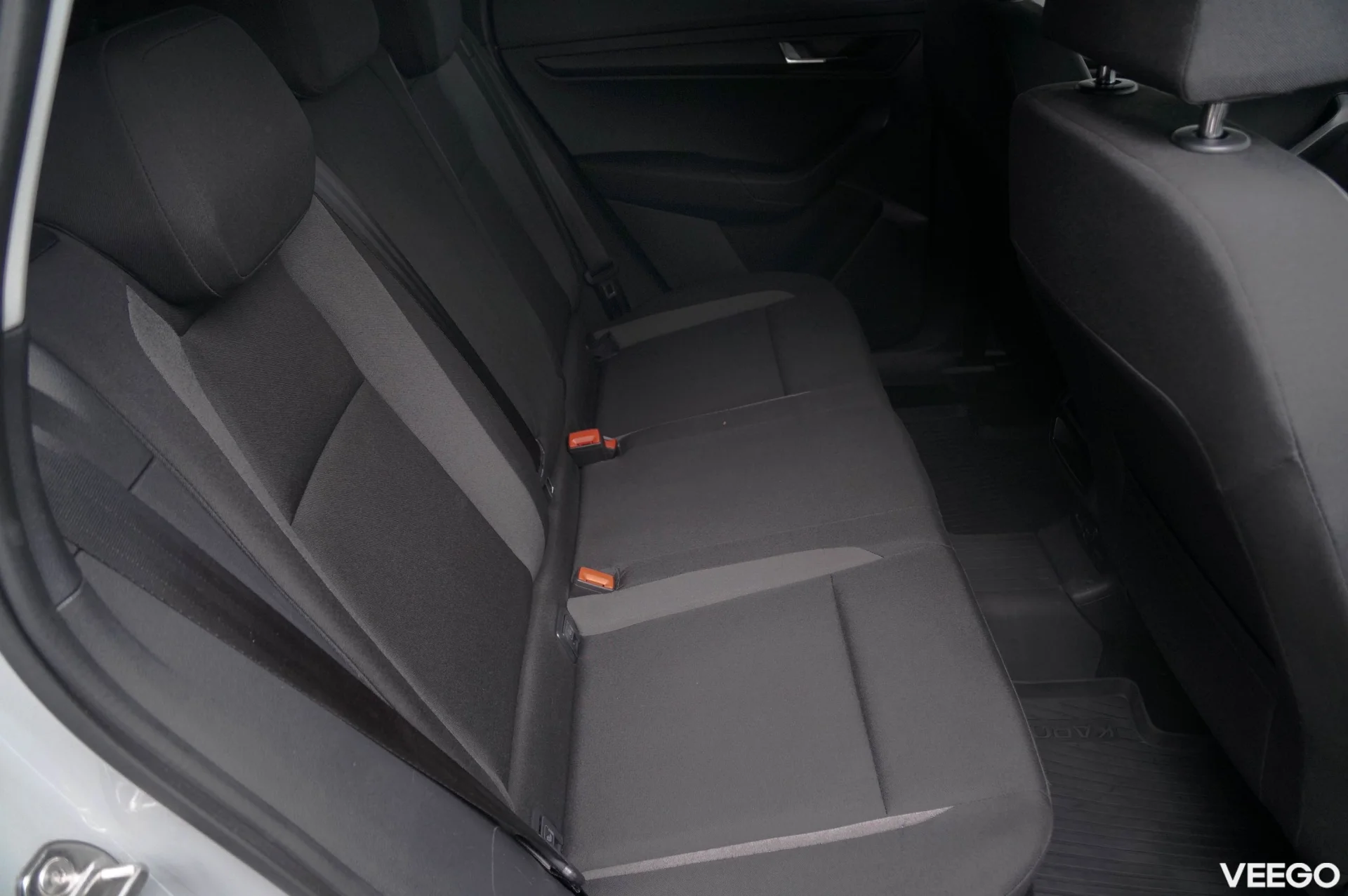 Skoda Karoq Active Plus 1.6 85kW