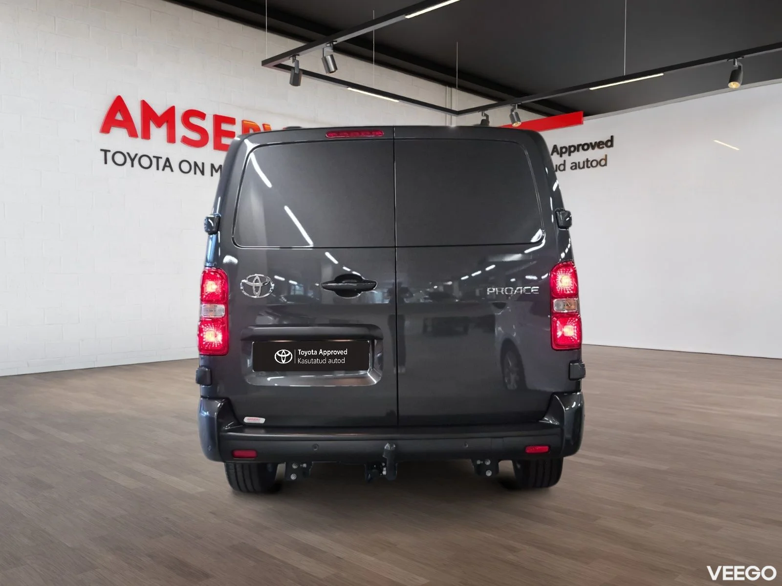 Toyota Proace Crew Cab Long Double side door 132kW