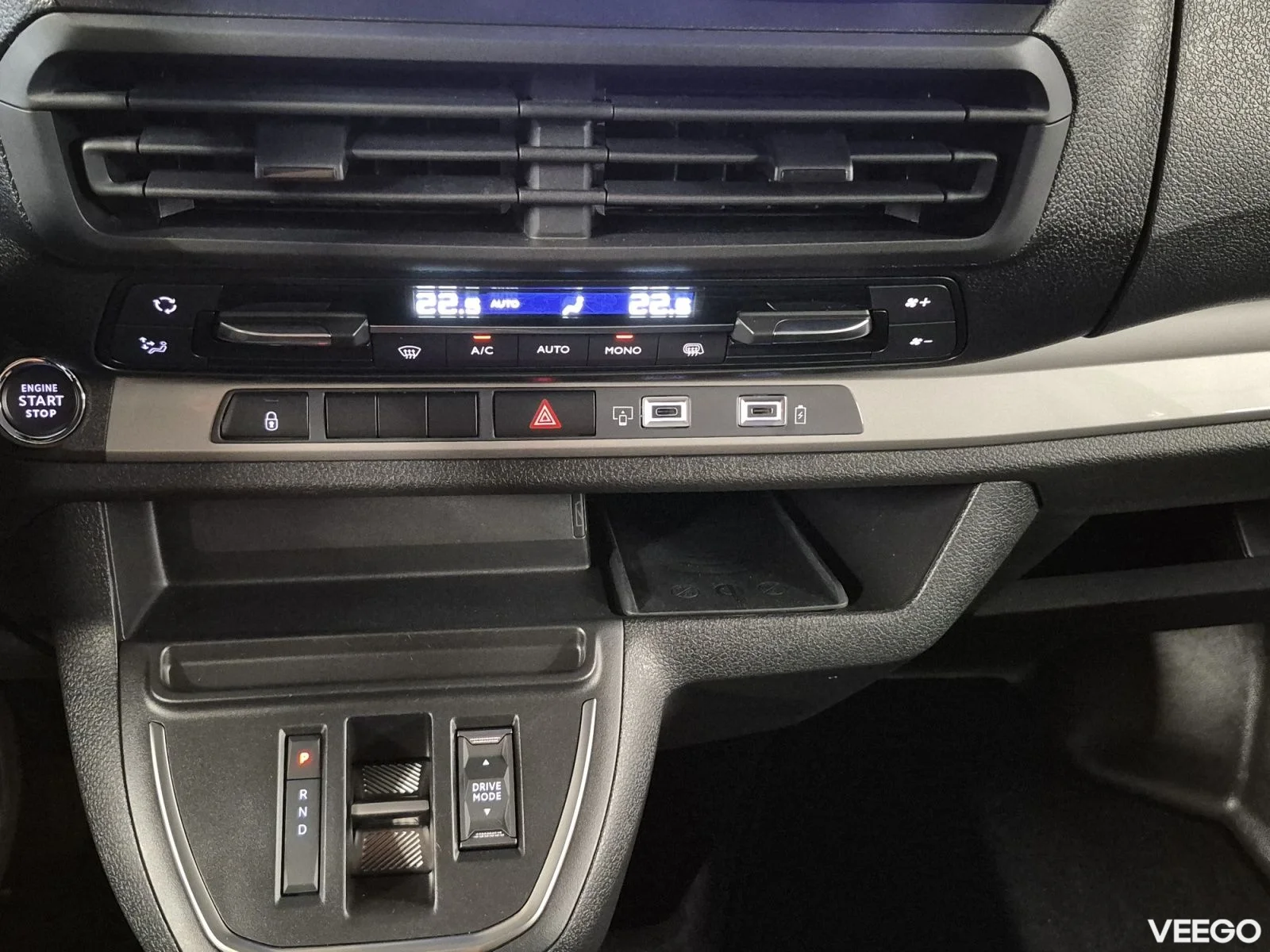 Toyota Proace Crew Cab Long Double side door 132kW