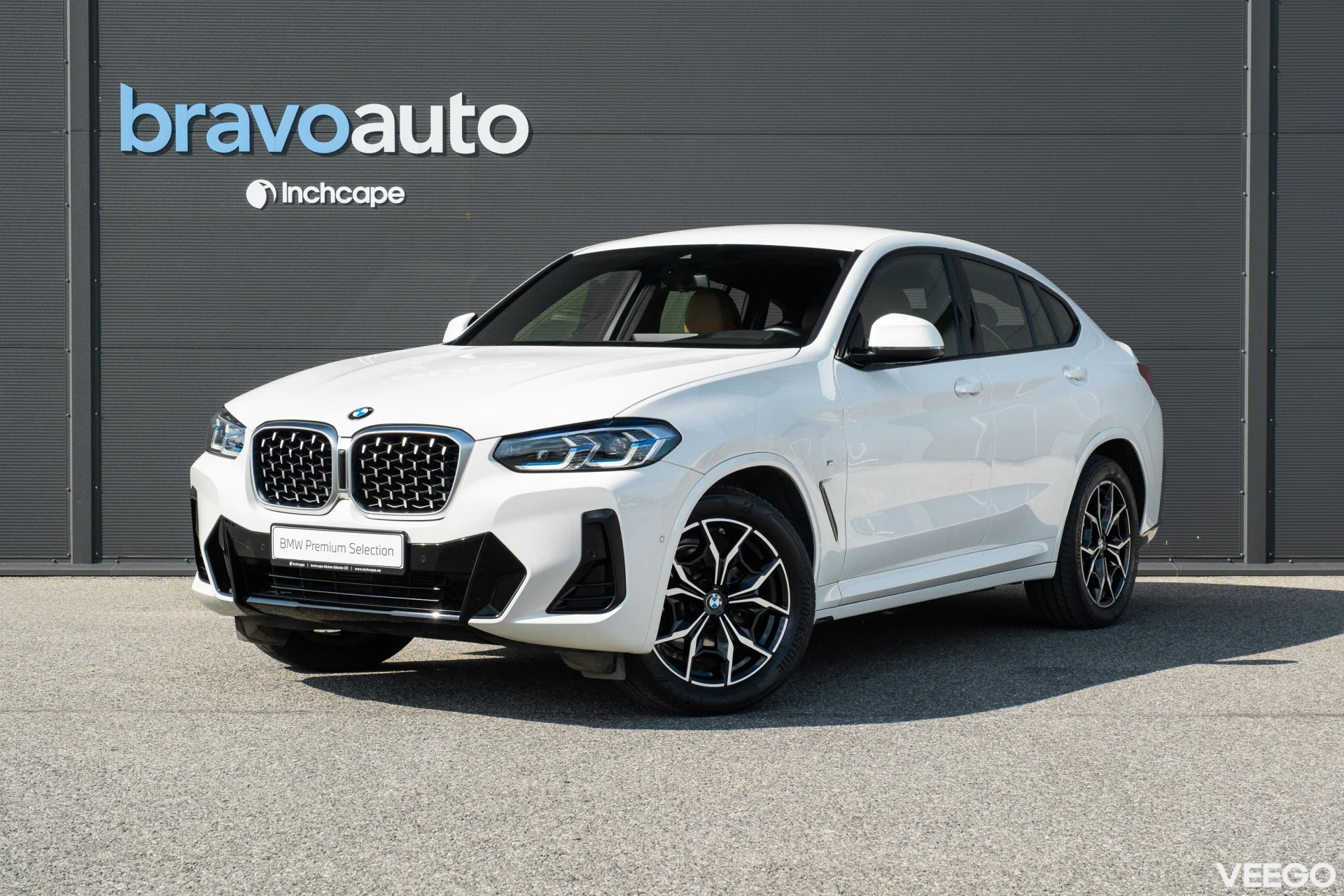 BMW X4 xDrive20i MHEV M-Sportpakett 2 135kW