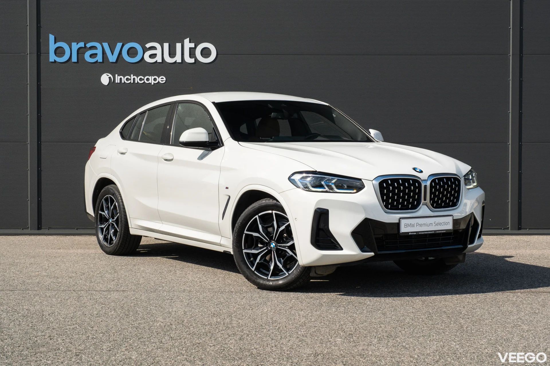 BMW X4 xDrive20i MHEV M-Sportpakett 2 135kW
