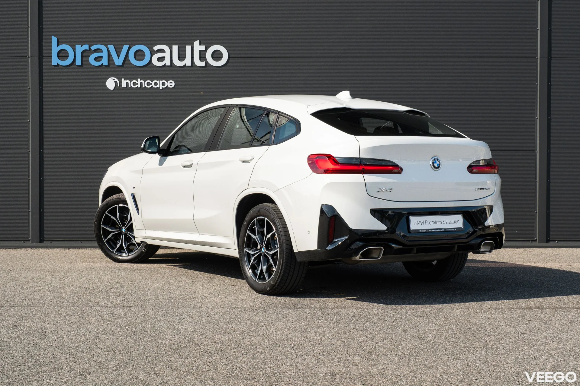 BMW X4 xDrive20i MHEV M-Sportpakett 2 135kW
