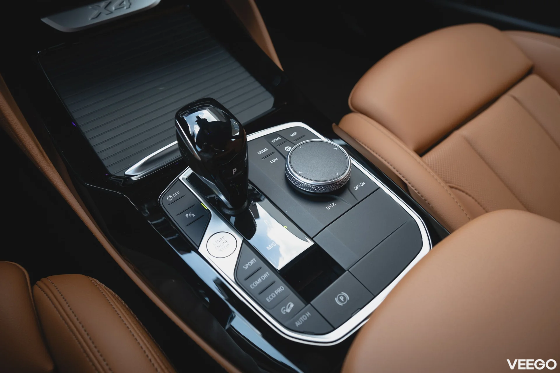 BMW X4 xDrive20i MHEV M-Sportpakett 2 135kW