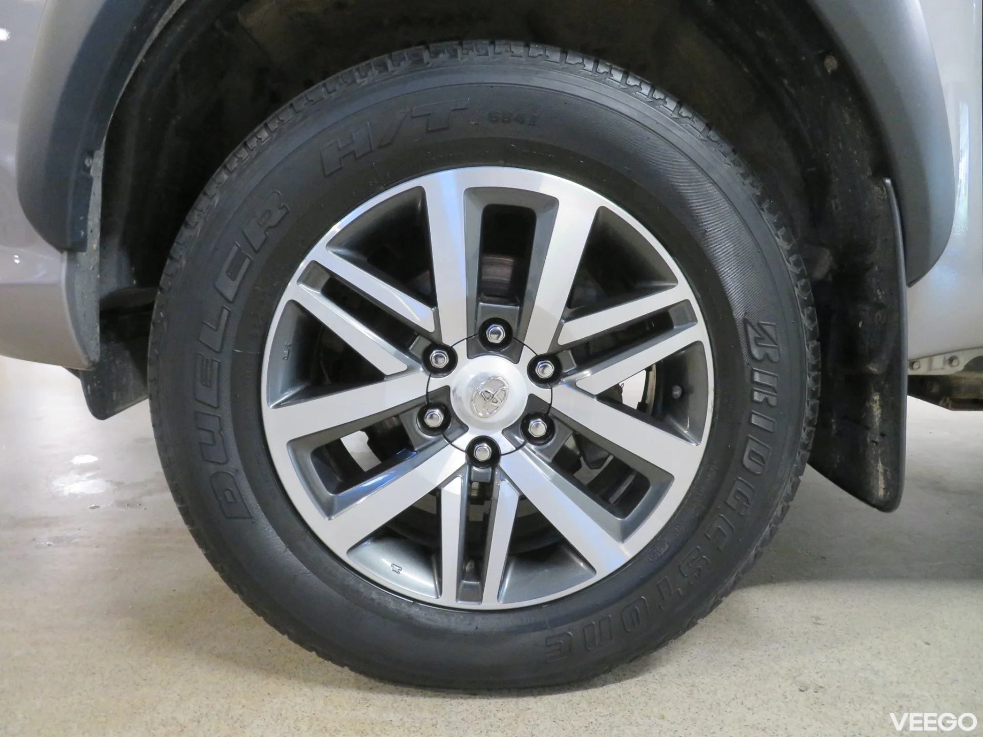 Toyota Hilux 2.4 110kW