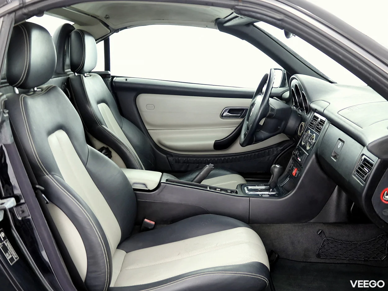 Mercedes-Benz SLK200 2.0 100kW