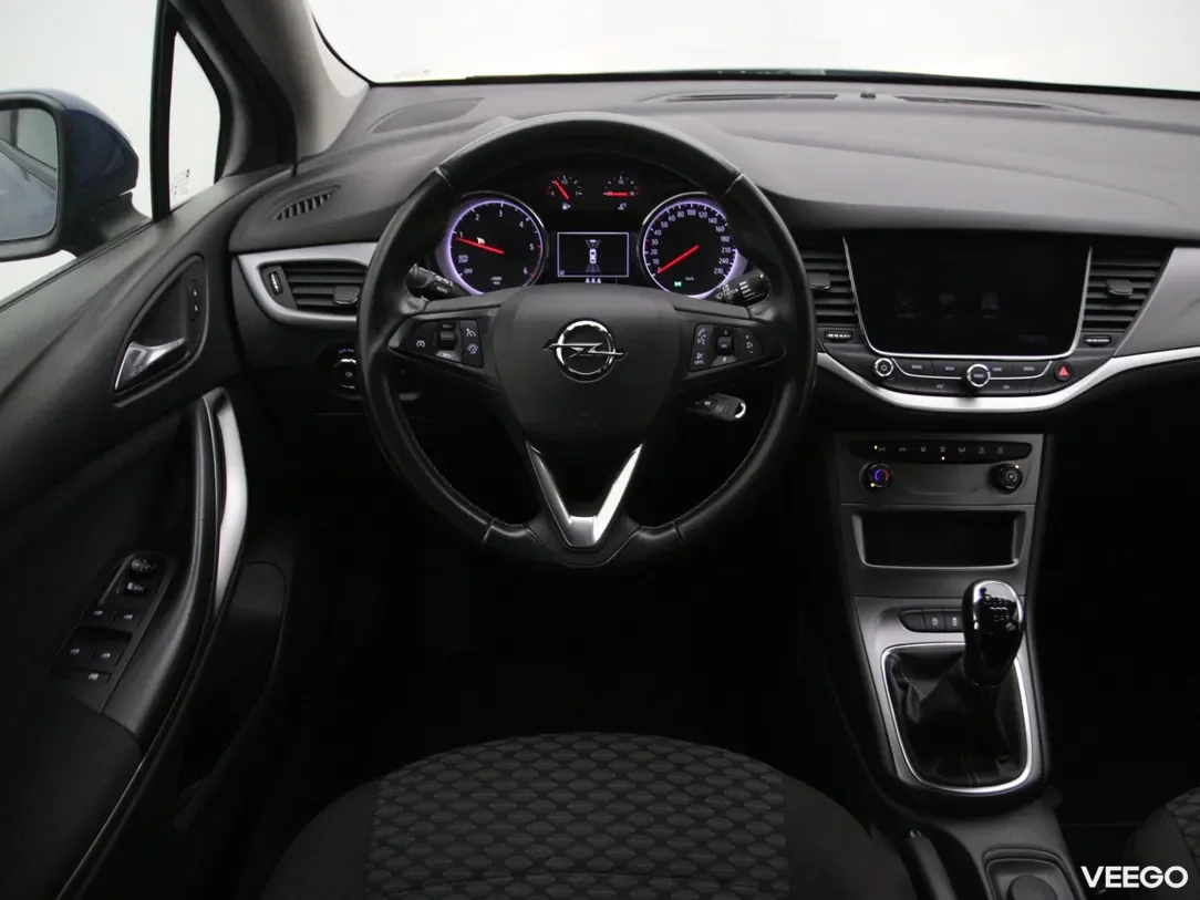 Opel Astra 1.6 81kW