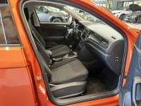 Volkswagen T-Roc 1 85kW thumbnail