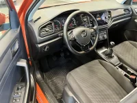 Volkswagen T-Roc 1 85kW thumbnail