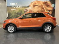 Volkswagen T-Roc 1 85kW thumbnail