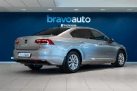 Volkswagen Passat Business 1.5 110kW thumbnail