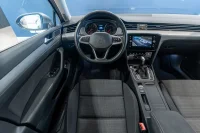 Volkswagen Passat Business 1.5 110kW thumbnail