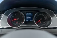 Volkswagen Passat Business 1.5 110kW thumbnail