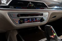 BMW 740 - 235kW thumbnail