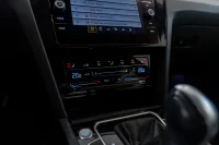Volkswagen Passat Business 1.5 110kW thumbnail