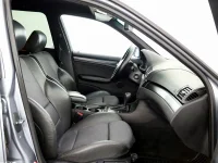 BMW 320 2.0 110kW thumbnail