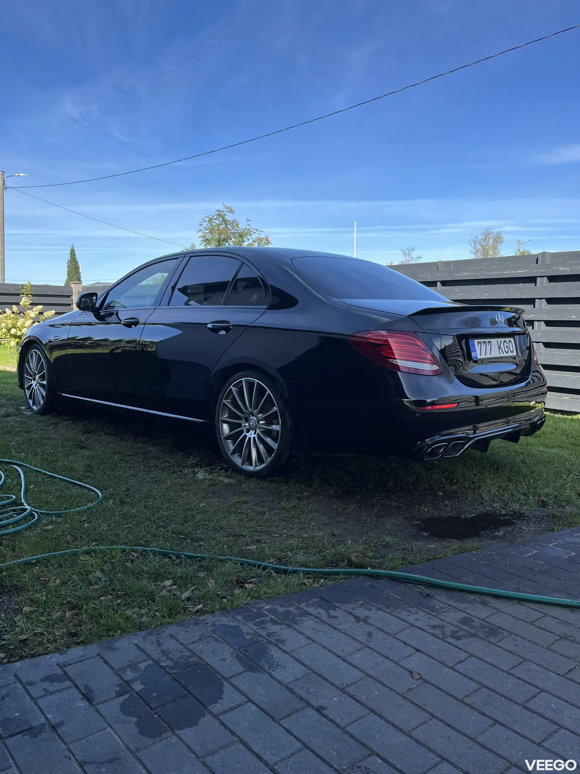 Mercedes-Benz E350 3.0 190kW
