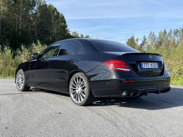 Image of Mercedes-Benz E350 3.0 190kW