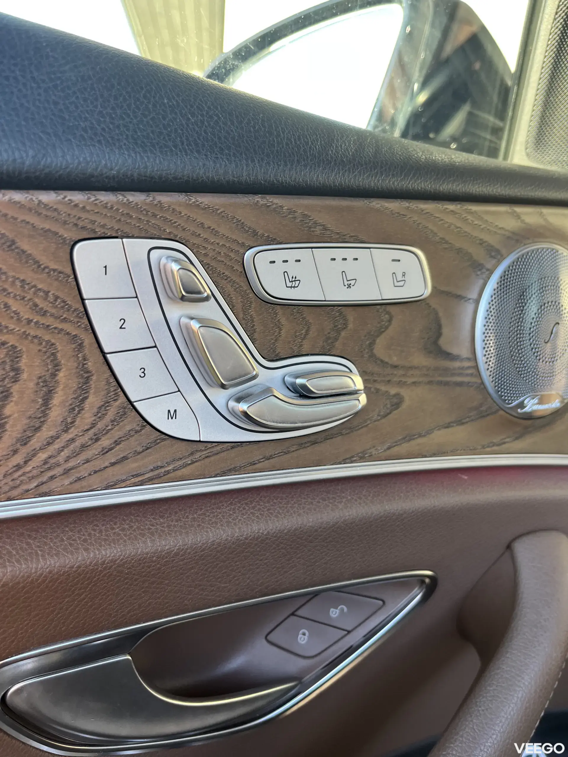 Mercedes-Benz E350 3.0 190kW