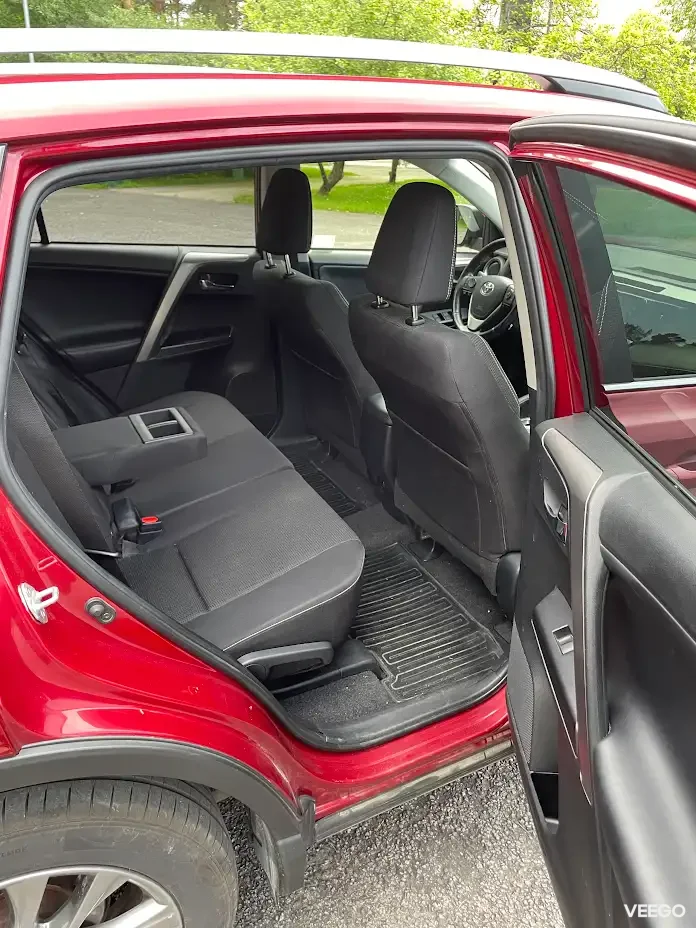 Toyota RAV4 2.0 112kW