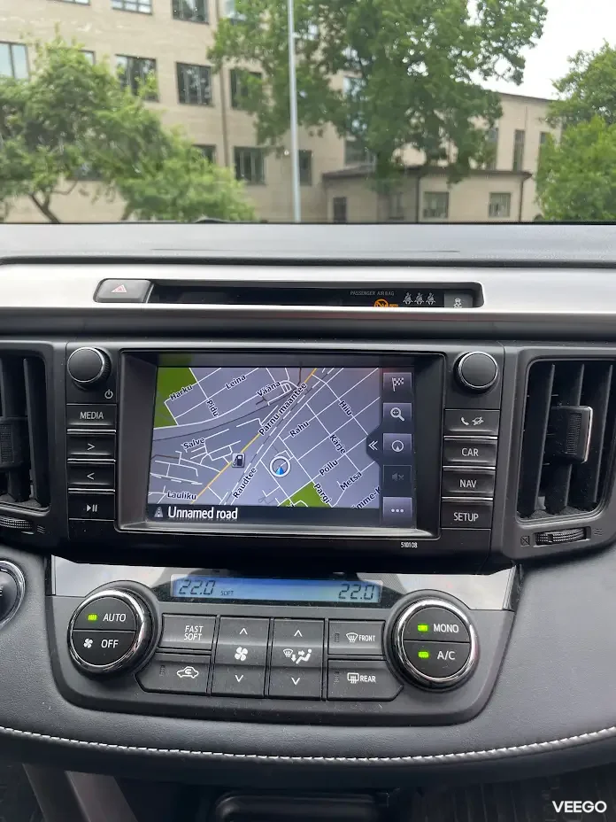 Toyota RAV4 2.0 112kW
