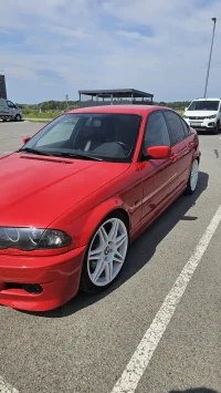 BMW 330 E46 330D 2.9 135kW thumbnail
