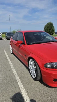 BMW 330 E46 330D 2.9 135kW thumbnail