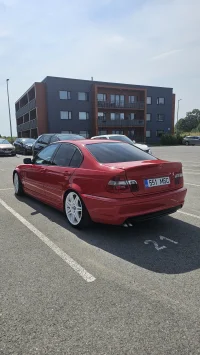 BMW 330 E46 330D 2.9 135kW thumbnail