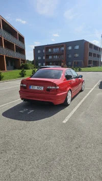 BMW 330 E46 330D 2.9 135kW thumbnail