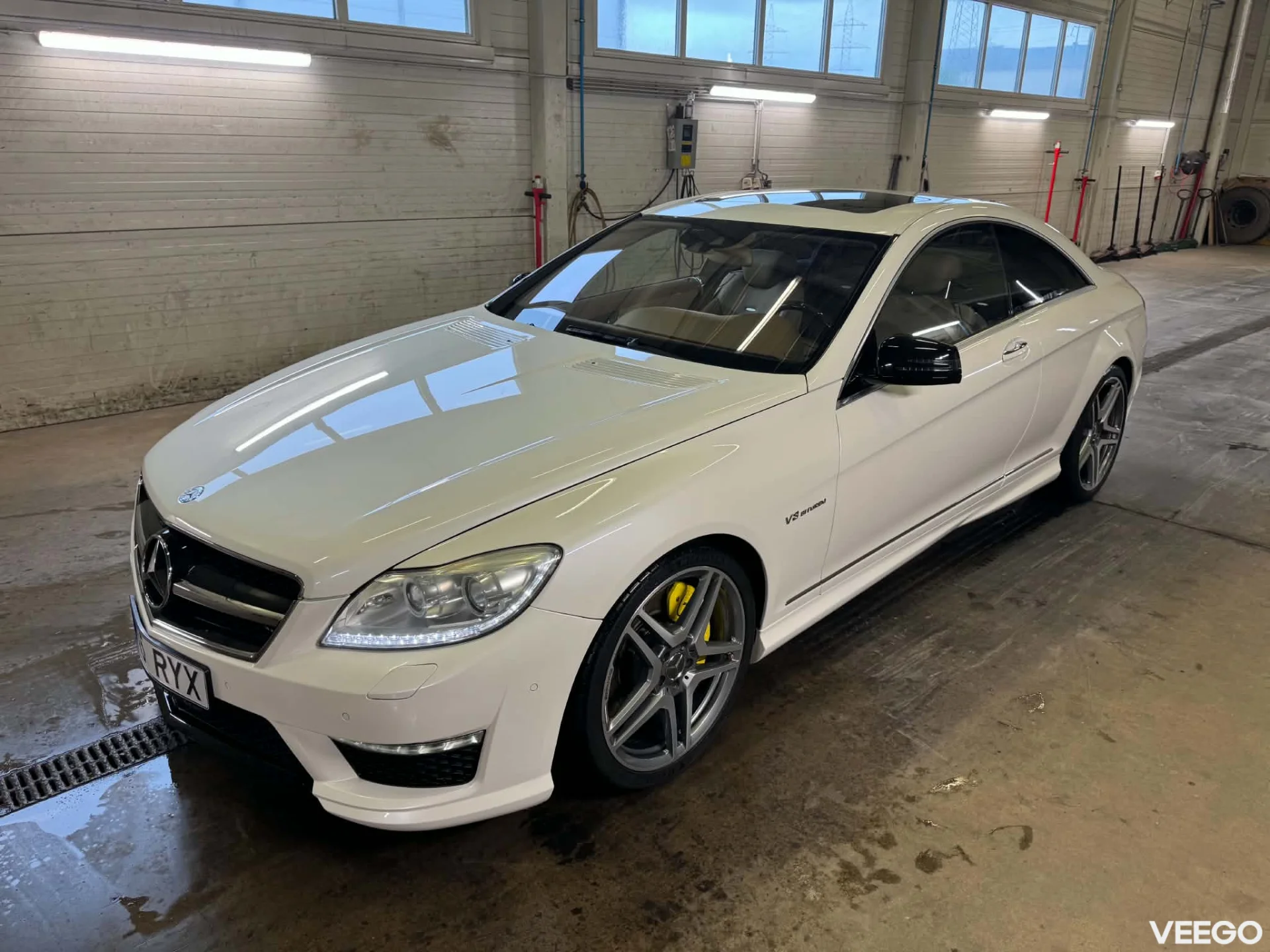Mercedes-Benz CL63 AMG 5.5 420kW