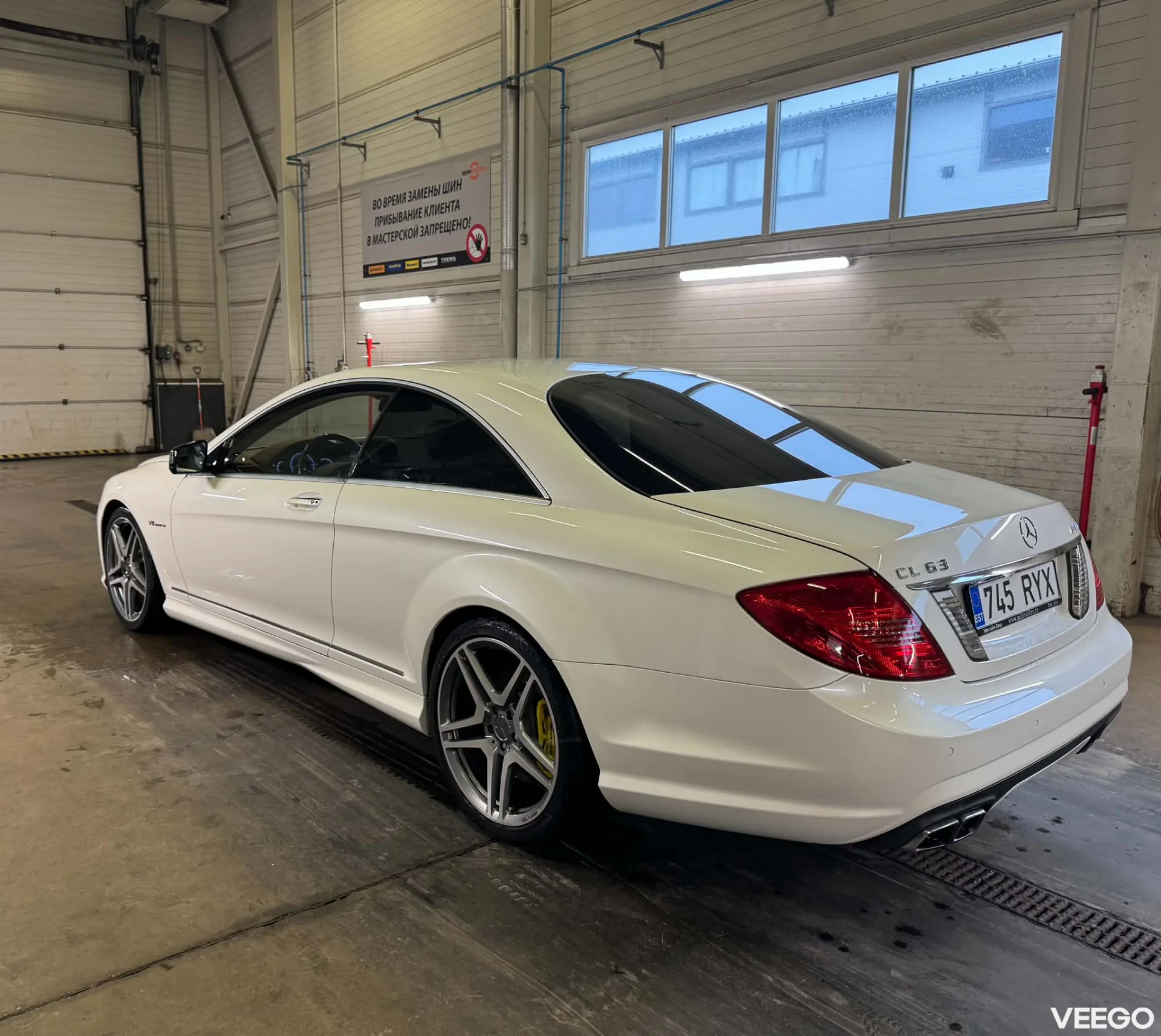 Mercedes-Benz CL63 AMG 5.5 420kW